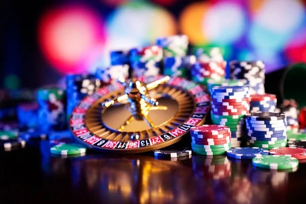 Close-up of Three Card Poker hand display on jayapoker togel live table